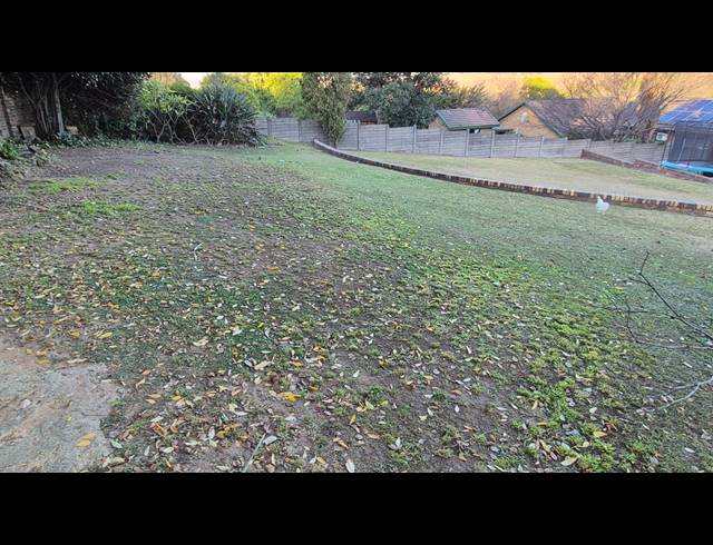 3 BEDROOM HOUSE TO LET IN MODEL PARK